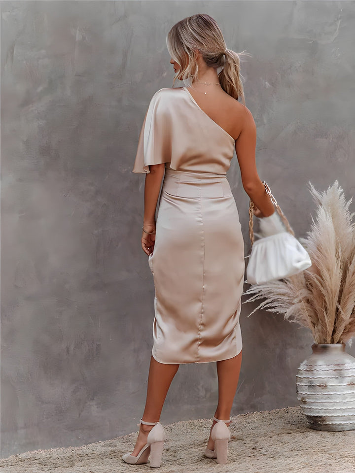 Levoire | Robe De Soirée Élégante À Épaule Dénudée