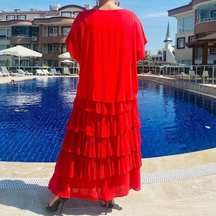 Levoire | Robe à couches élégante à manches courtes