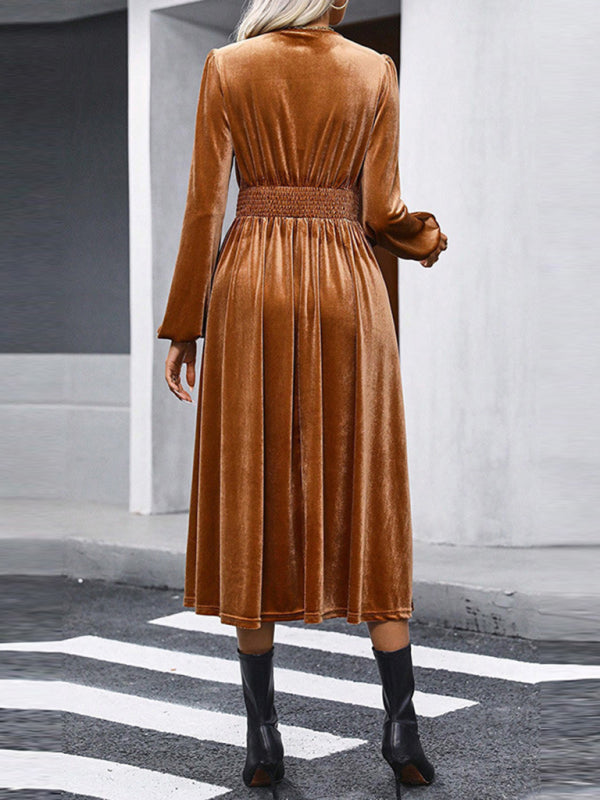 Levoire | Robe élégante pour femmes avec encolure en V, plissée, taille haute et longue