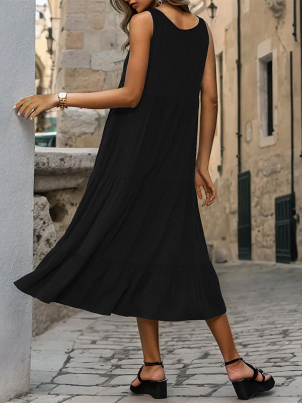 Levoire | Robe mi-longue noire à bretelles pour femmes