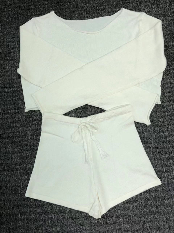 Levoire | Pour femmes Destination de vacances - ensemble en top rayé en tricot et shorts sexy avec ventre nu