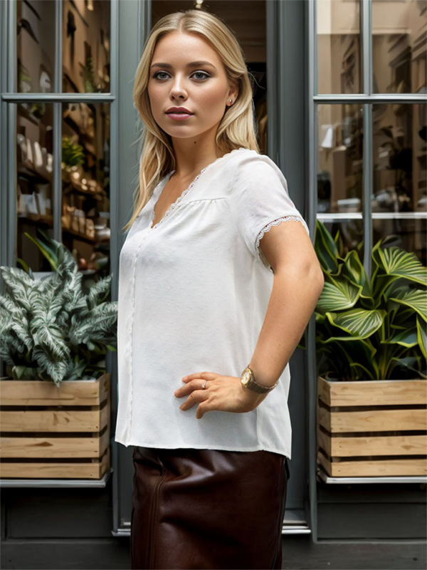 Levoire | Tendances mode femme chemise avec travail à pointes en blanc