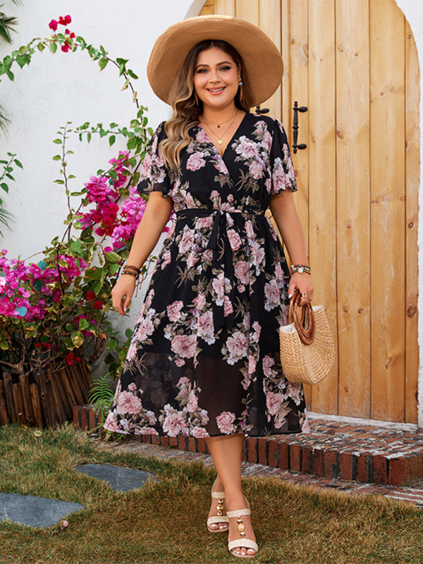 Levoire | Plus-Size Femmes V-neck avec des manches évasées en finition robe fleurie