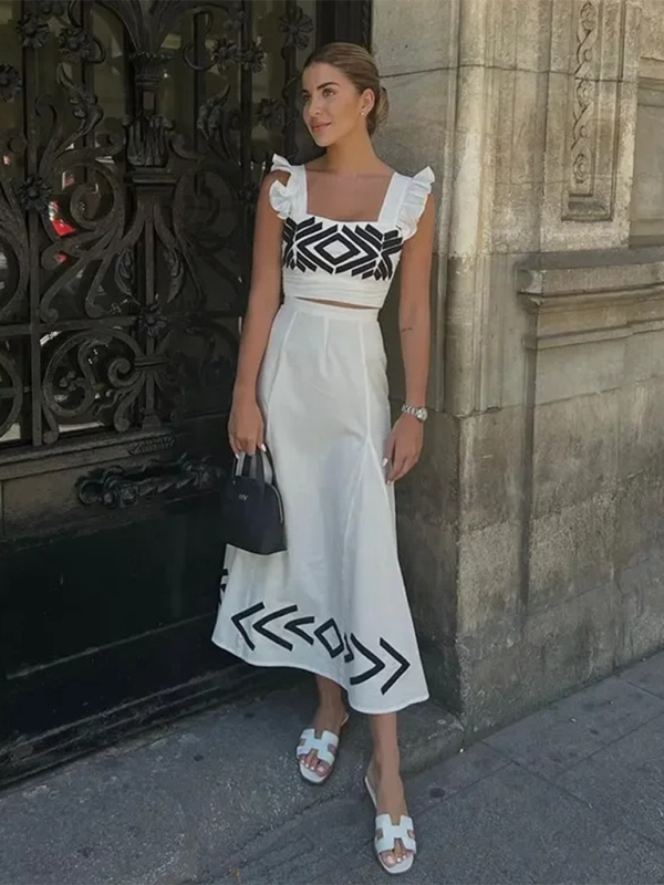 Levoire | Mode, hi-hat, ondulé, gilet imprimé et robe à jupe