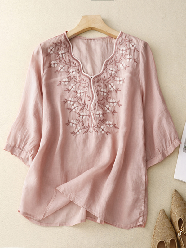 Levoire | Vintage V décolleté brodé T-shirt top