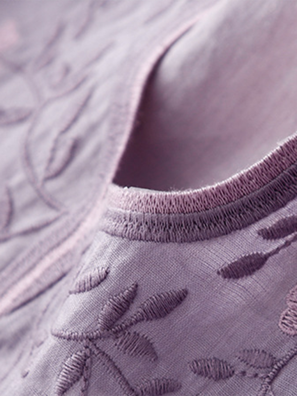 Levoire | Vintage V décolleté brodé T-shirt top