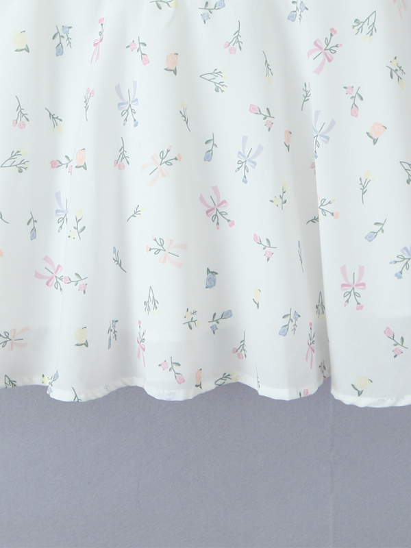 Levoire | Fleur de dentelle Robe à bretelles en V