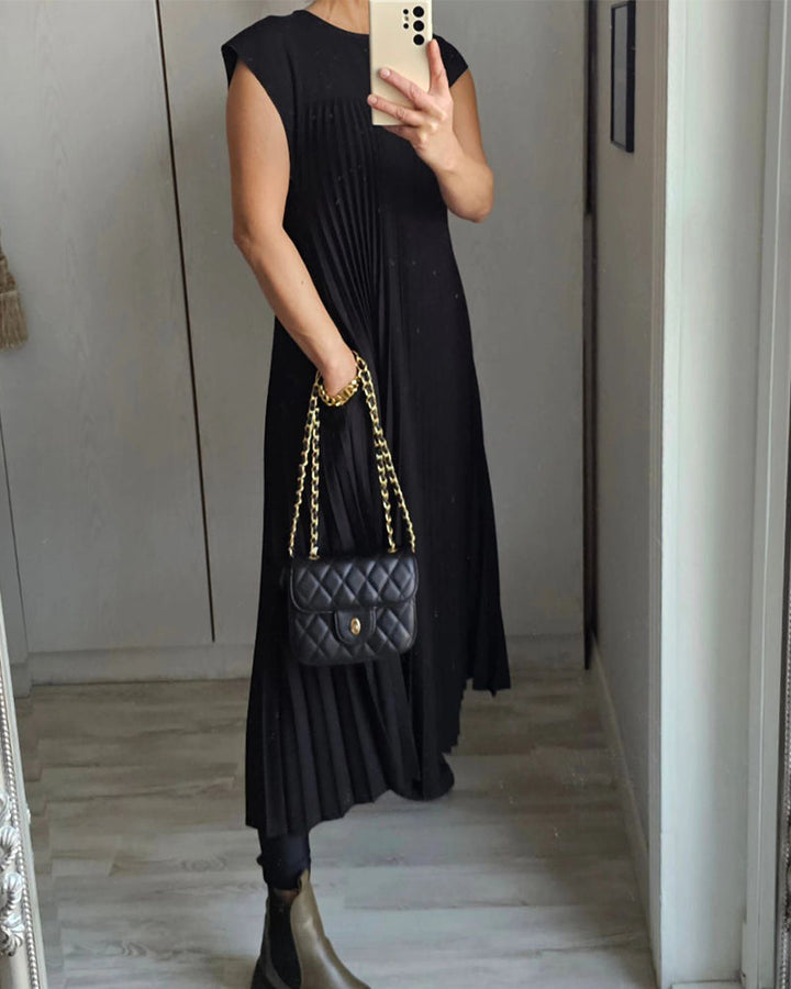 Levoire | Chic Pliée Perfection