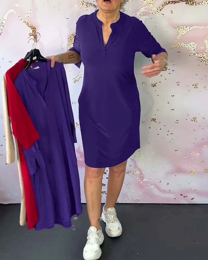 Levoire | Robe Unie À Col En V Pour Une Élégance Intemporelle Violet
