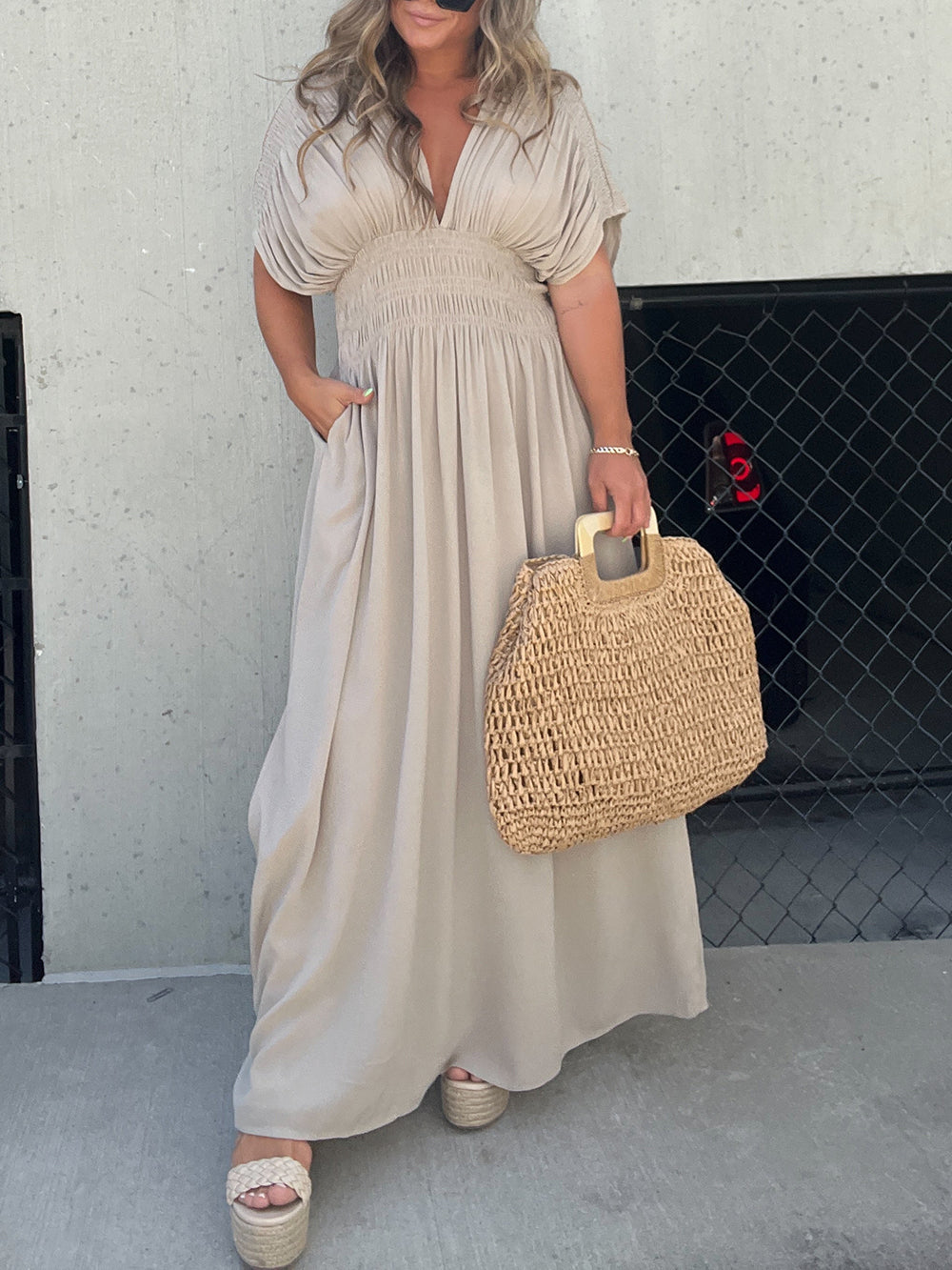 Levoire | Robe Maxi D'Été Sans Bretelles Fluide Décontractée Beige