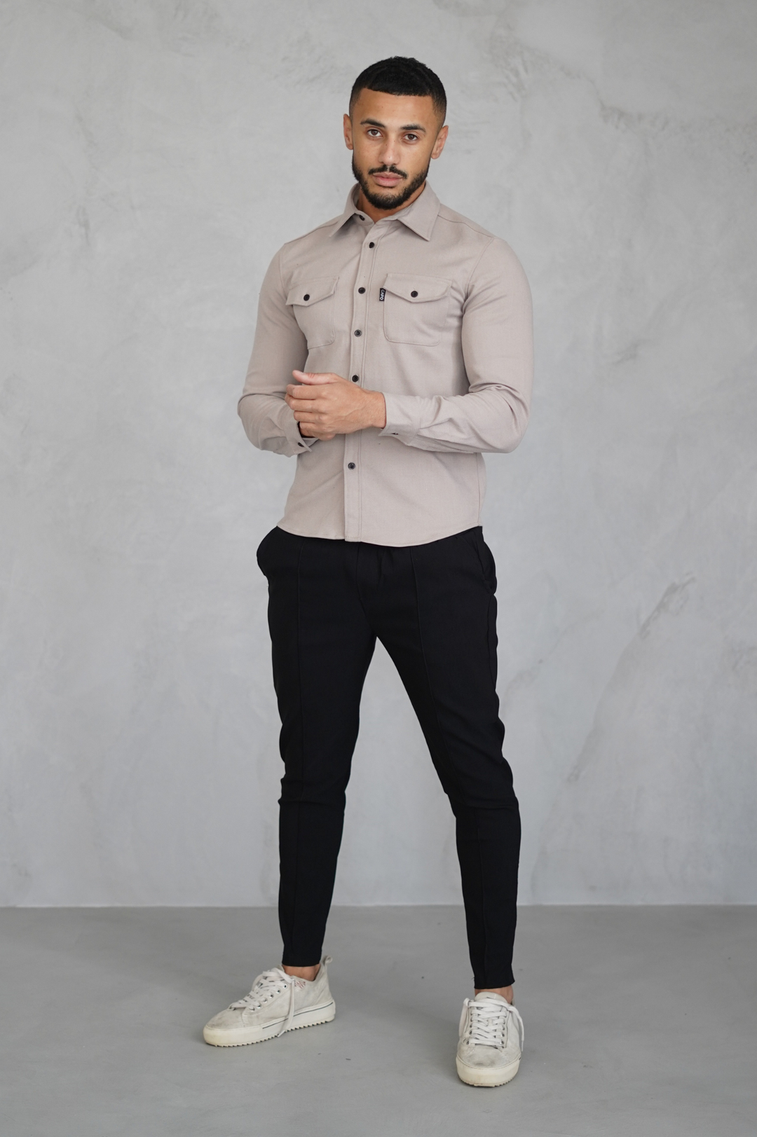 Levoire | Chemise Levoire | à Manches Longues avec Poches Poitrine et Poignets Boutonnés