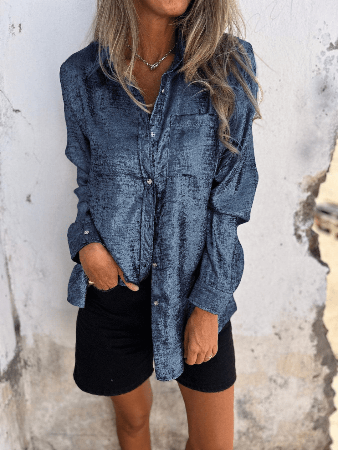 Levoire | T-shirt métallisé chic pour femmes Bleu