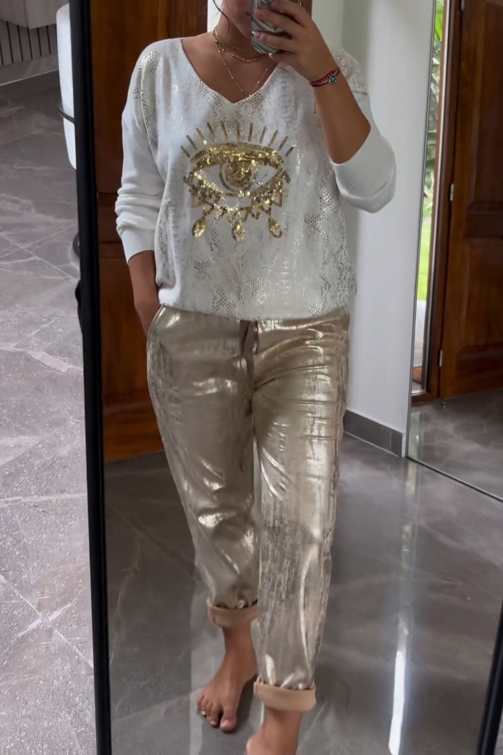 Levoire | Haut à paillettes tendance et pantalons marron
