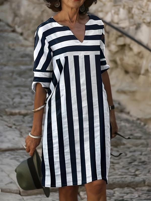 Levoire | Robe rayée à demi-manches Noir