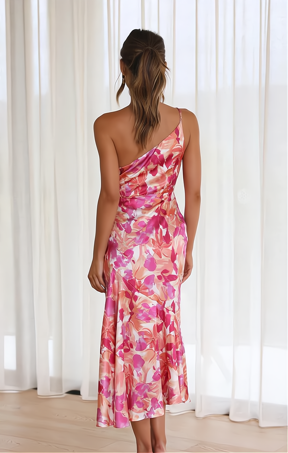 Levoire | Robe à fleurs avec bretelles spaghetti