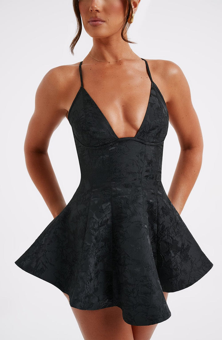 Levoire | Robe En Satin Élégante Avec Décolleté Noir