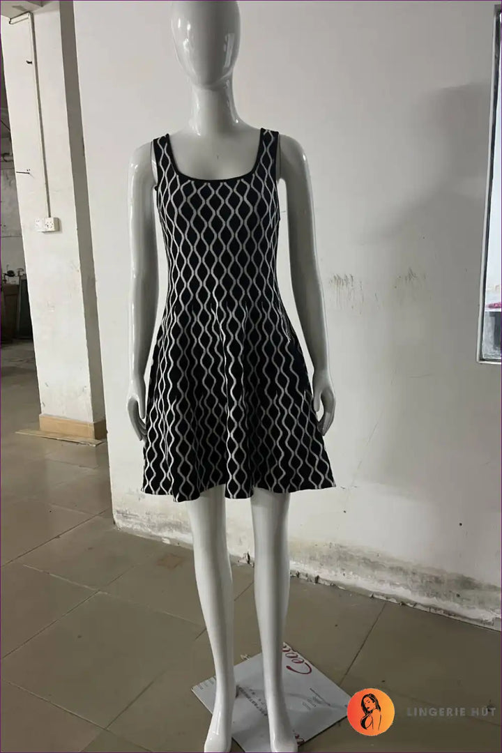 Levoire | Noir & Blanc Robe Skater Géométrique - Chic Urbain Noir