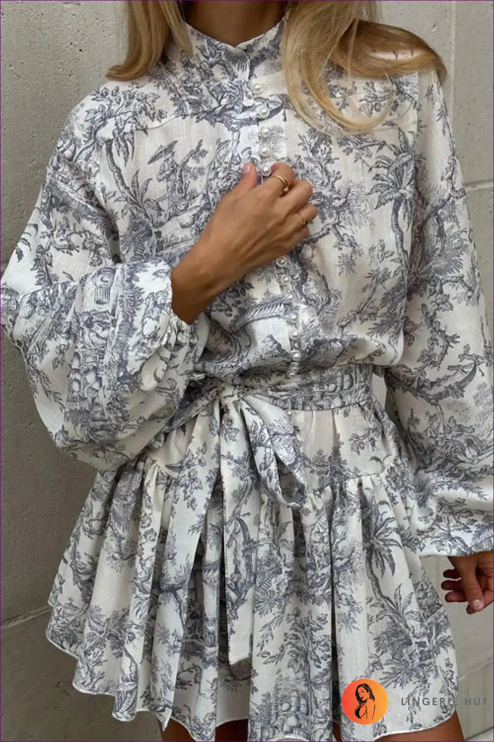 Levoire | Robe mini à motifs floraux élégante - élégance sans effort