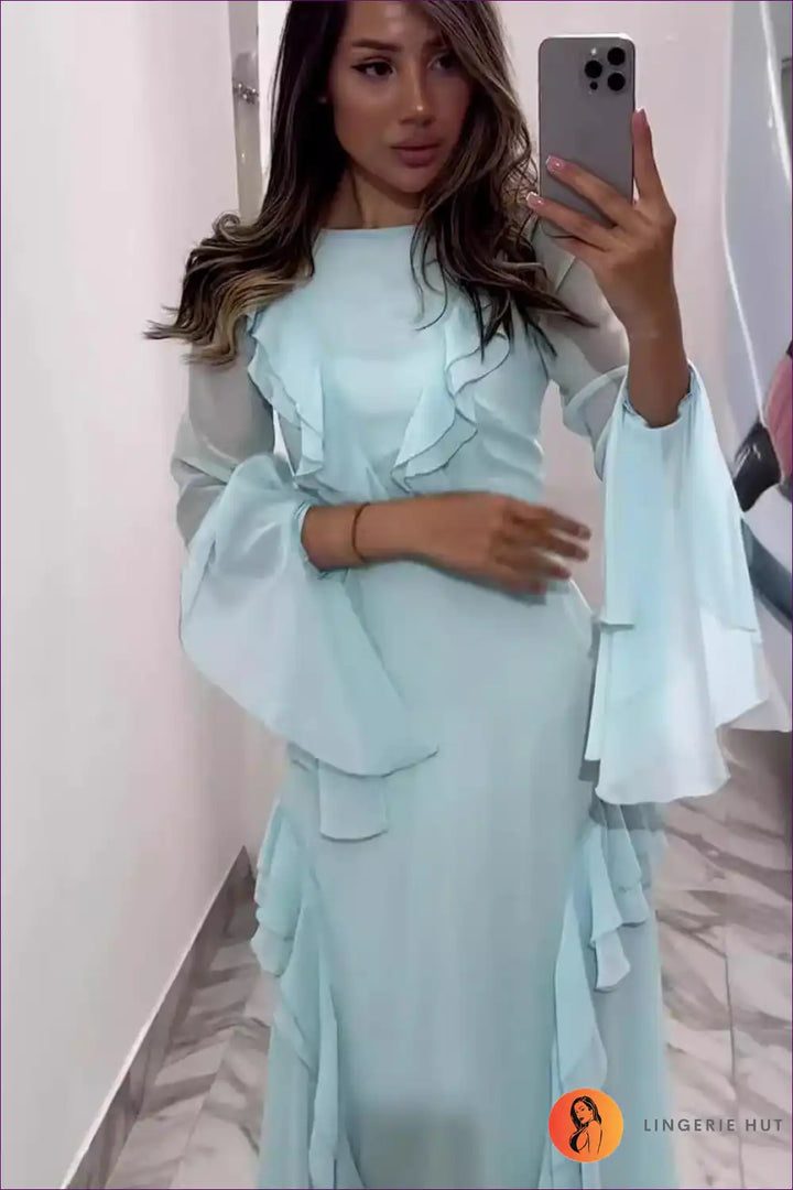 Levoire | Robe à volants bleu clair – Éthérée & Élégante