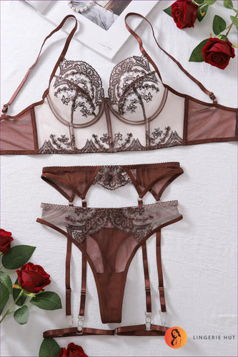 Levoire | Ensemble de lingerie en dentelle brune luxueuse - Élégant & Attrayant