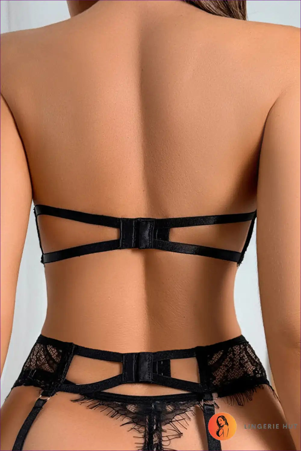 Levoire | Viekas noir ensemble en dentelle avec épaules nues et porte-jarretelles - Ultime confiance en soi