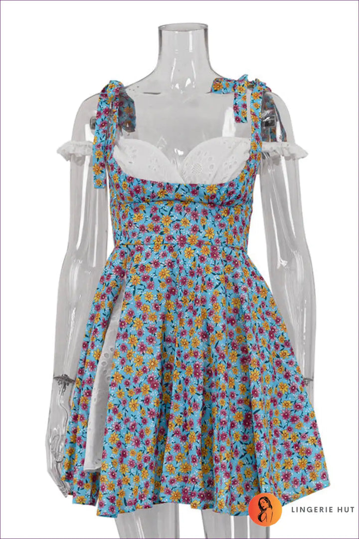 Levoire | Mignon robe courte à motif floral avec ruban – Flirty & Hauskaa Bleu