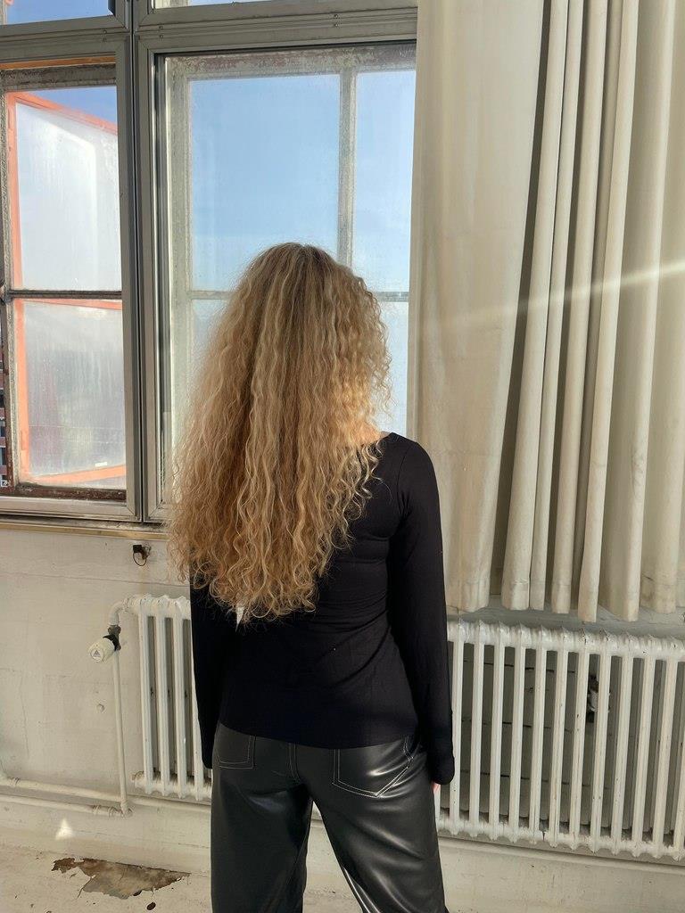 Levoire | Blouse À Manches Longues Avec Fermeture À Noeud Pour Femmes
