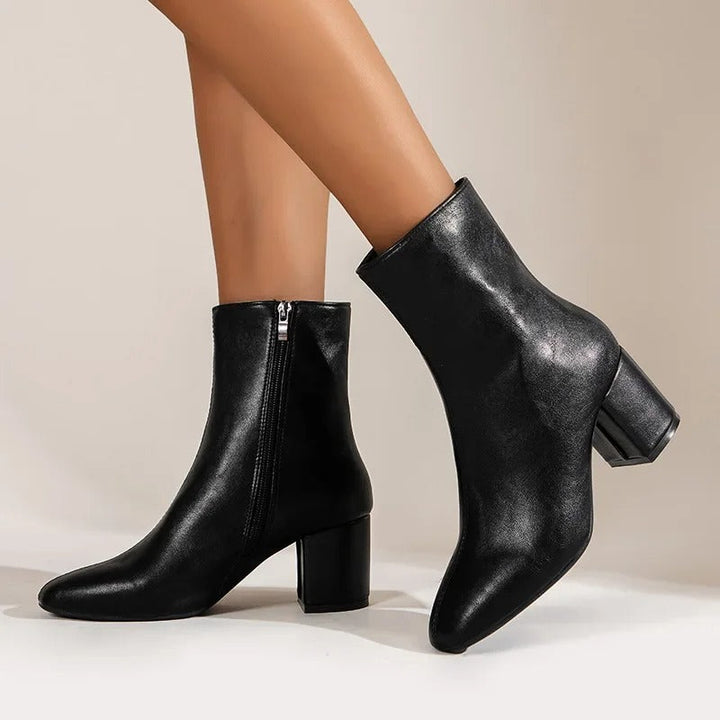 Levoire | Bottes Élégantes Pour Femmes Avec Un Large Talon Élégance Intemporelle & Confort Ultime Noir