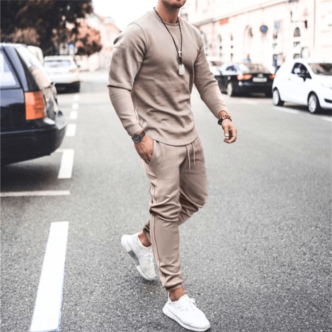Levoire | Ensembles d'entraînement pour hommes Ensemble d'entraînement de luxe complet Confortable et tendance Khaki