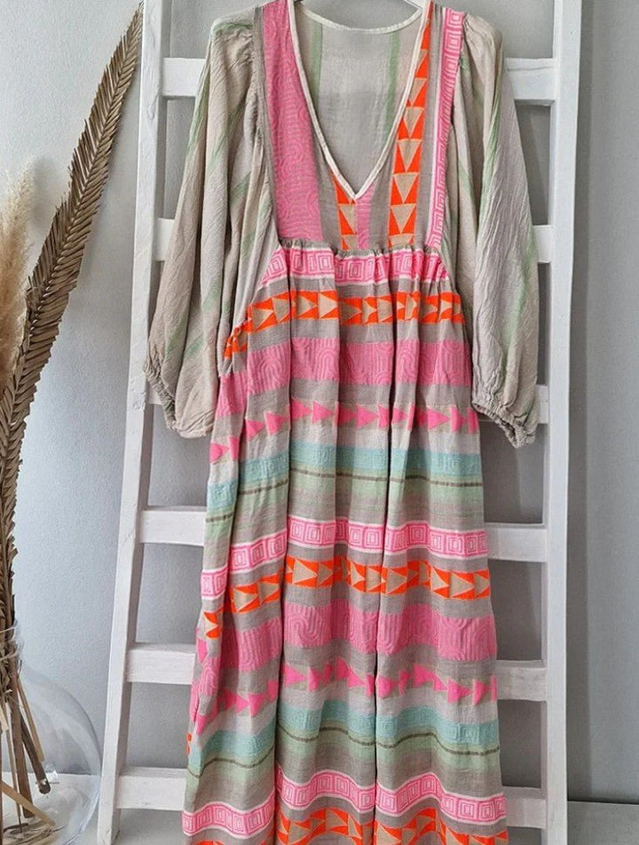Levoire | Robe De Loisirs À Rayures Vives Avec Un Design Coloré Pour Femmes