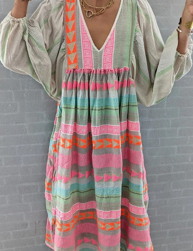 Levoire | Robe De Loisirs À Rayures Vives Avec Un Design Coloré Pour Femmes