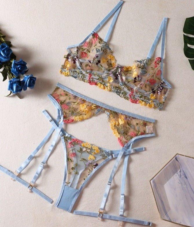 Levoire | Ensemble De Lingerie Français 3 Pièces Pour Une Élégance Sensuelle