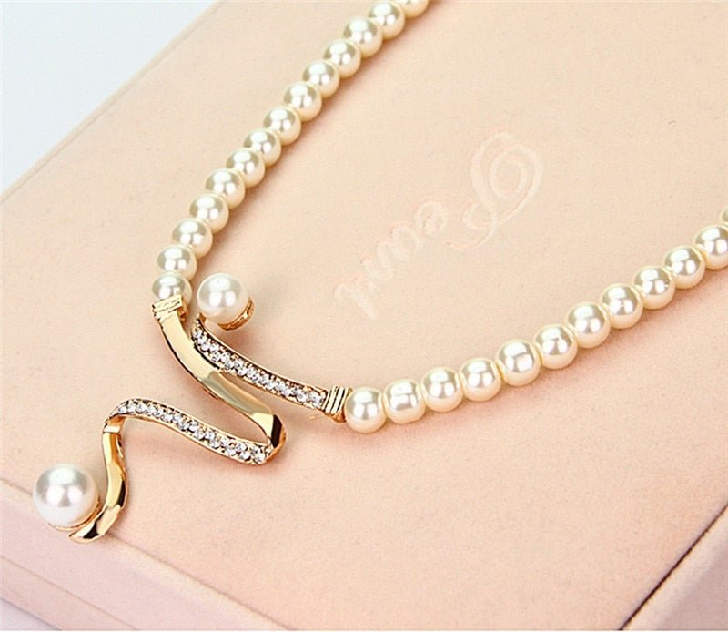 Levoire | Collier De Perles + Ensemble De Boucles D'Oreilles