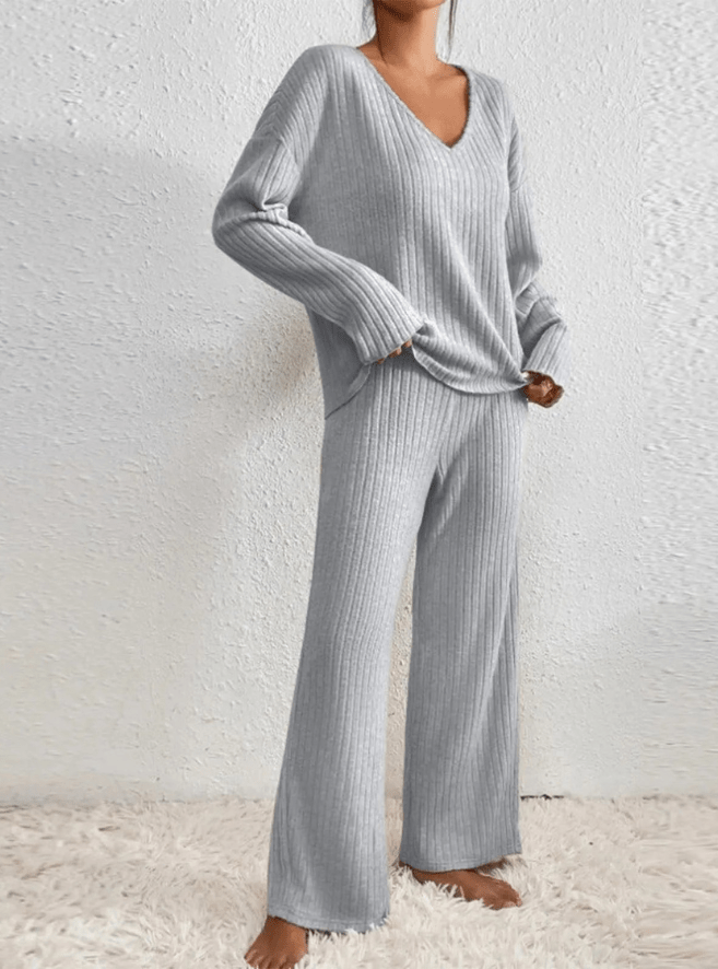 Levoire | Costume de femme en tricot deux pièces Gris
