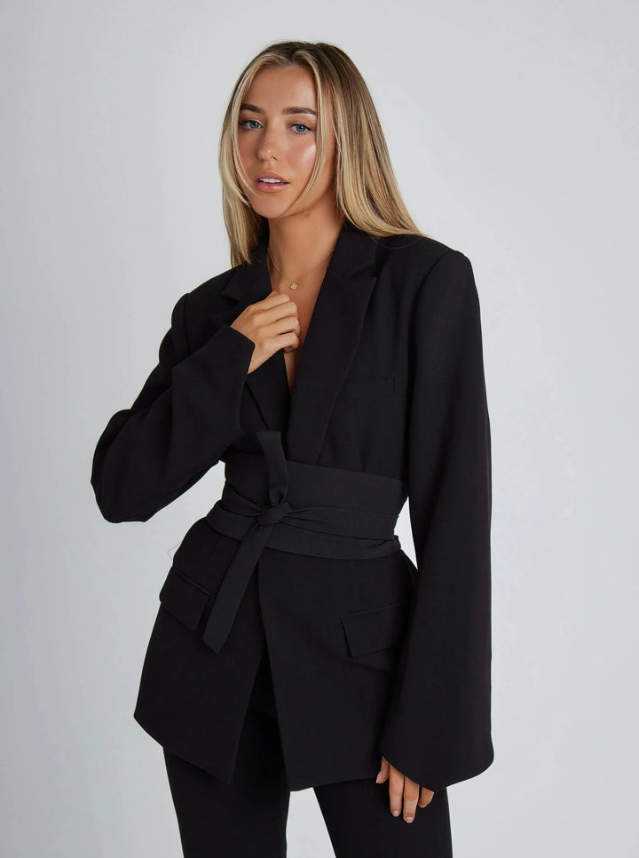 Levoire | Blazer Élégant Avec Ceinture Noir
