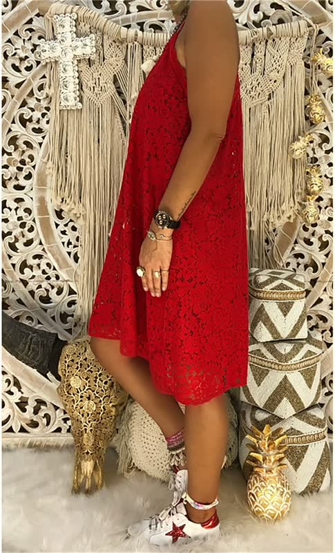 Levoire | Robe Attrayante Avec Un Design À Encolure En V