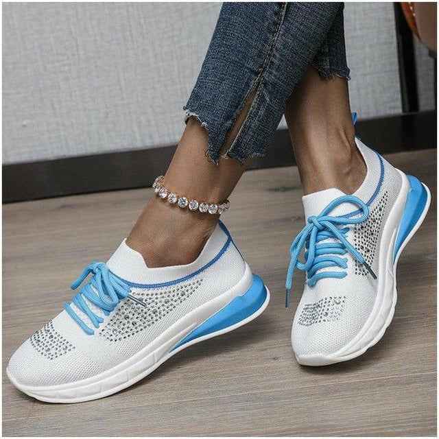Levoire | Sneakers En Maille Pour Le Public Avec Lacets Et Détails En Strass Pour Femmes Bleu