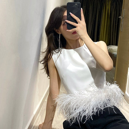 Levoire | Plumes En Patchwork Noires Pour Un Look Dramatique Et Tendance