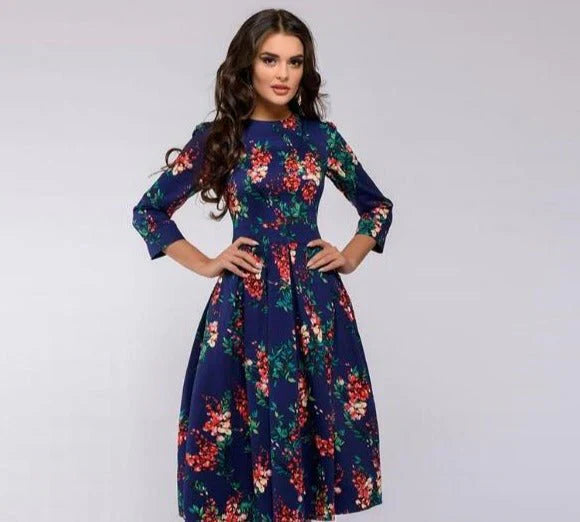 Levoire | Une Élégante Robe Mi-Longue Violet-Bleu