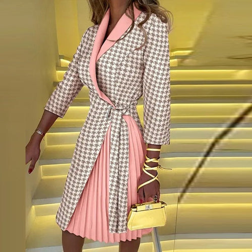 Levoire | Robe Longue Élégante Avec Détails En Plumes Pour Femmes