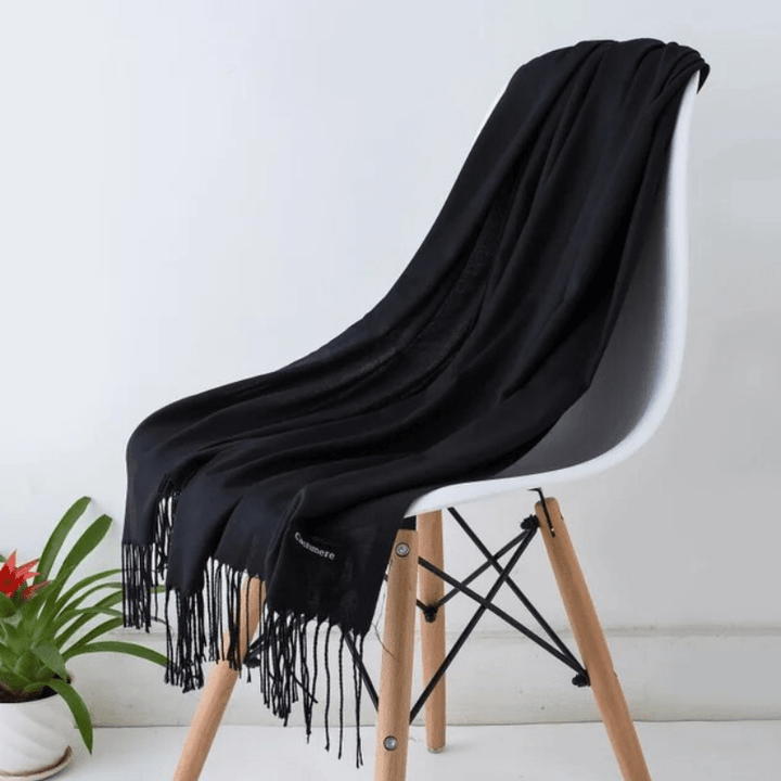 Levoire | Écharpe Femme Chaude Texture Douce Et Éclat Élégant Noir