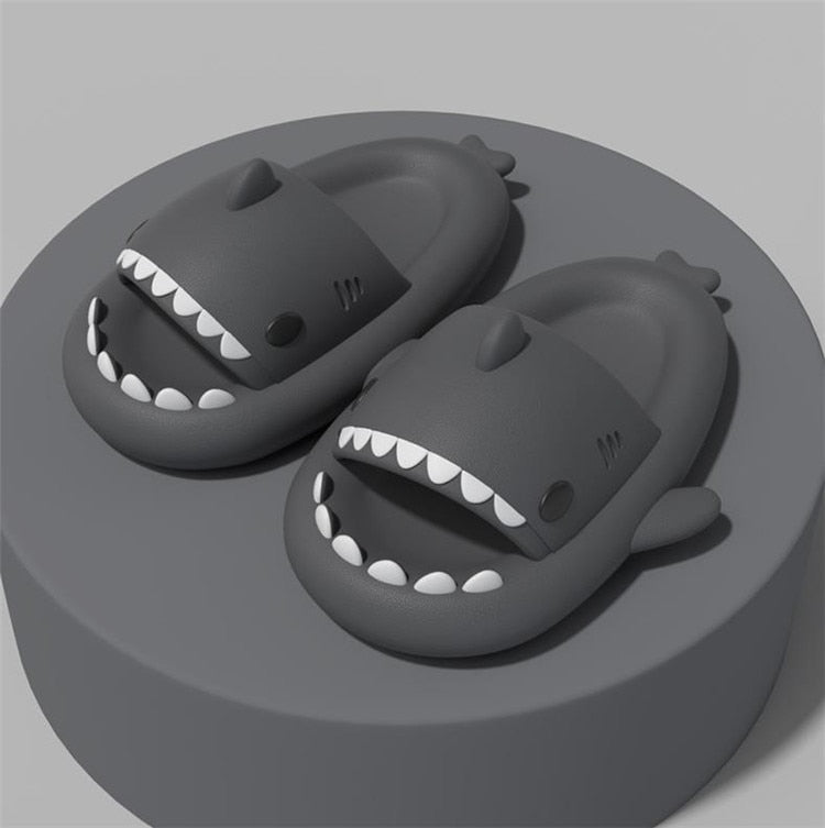 Levoire | Chaussons Requin Noir 36-37 (22 cm longueur)