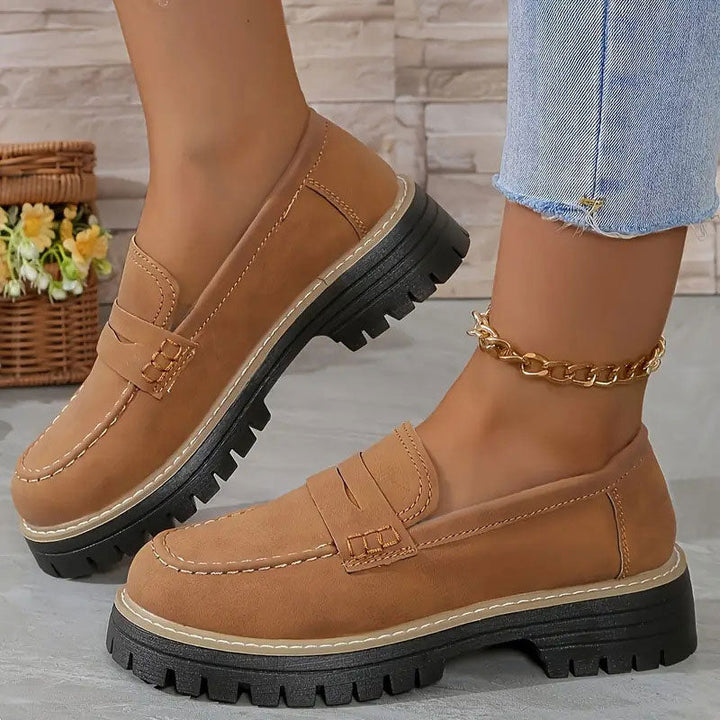 Levoire | Chaussures femmes avec semelle compensée Braun
