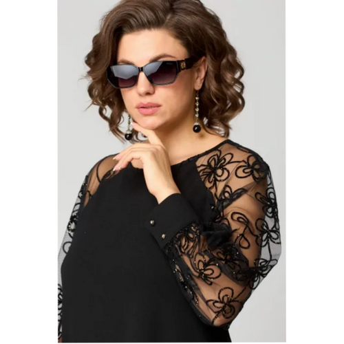 Levoire | Robe En Lace Lgante Avec En Col Rond