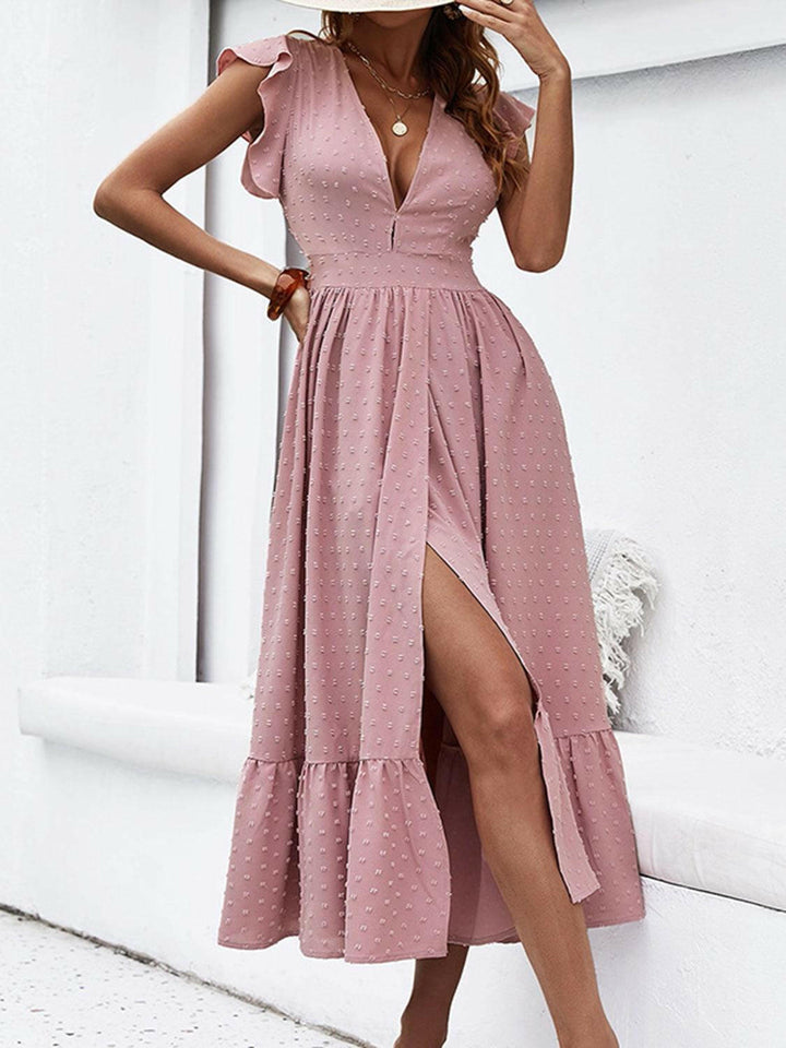 Levoire | Robe Profonde À Pois Ruffles Parfaite Pour Une Soirée