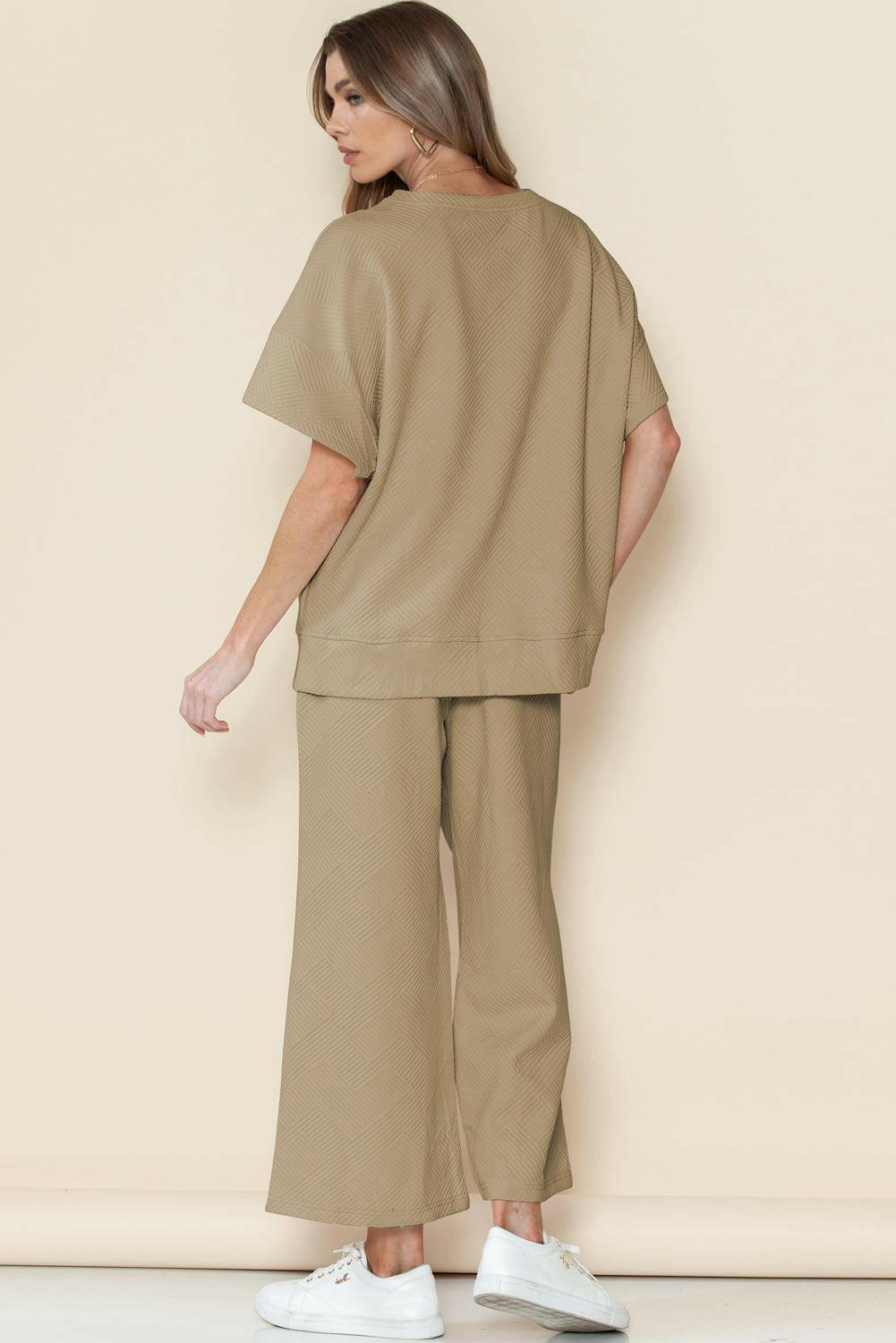 Levoire | T-Shirt À Coupe Ample Structuré Et Ensemble De Pantalon De Jogging