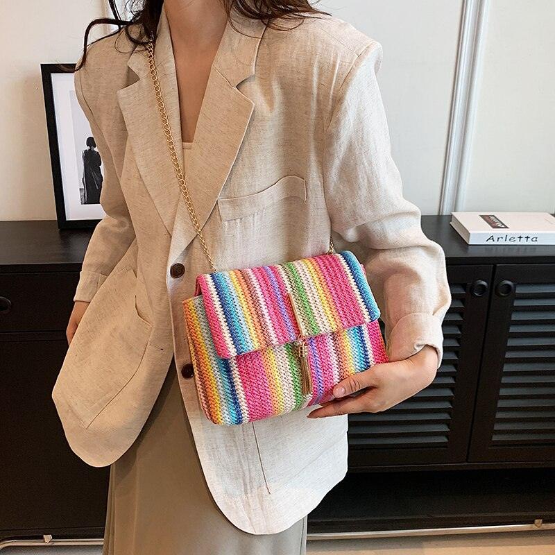 Levoire | Chic Et Compacte Élégante Pochette