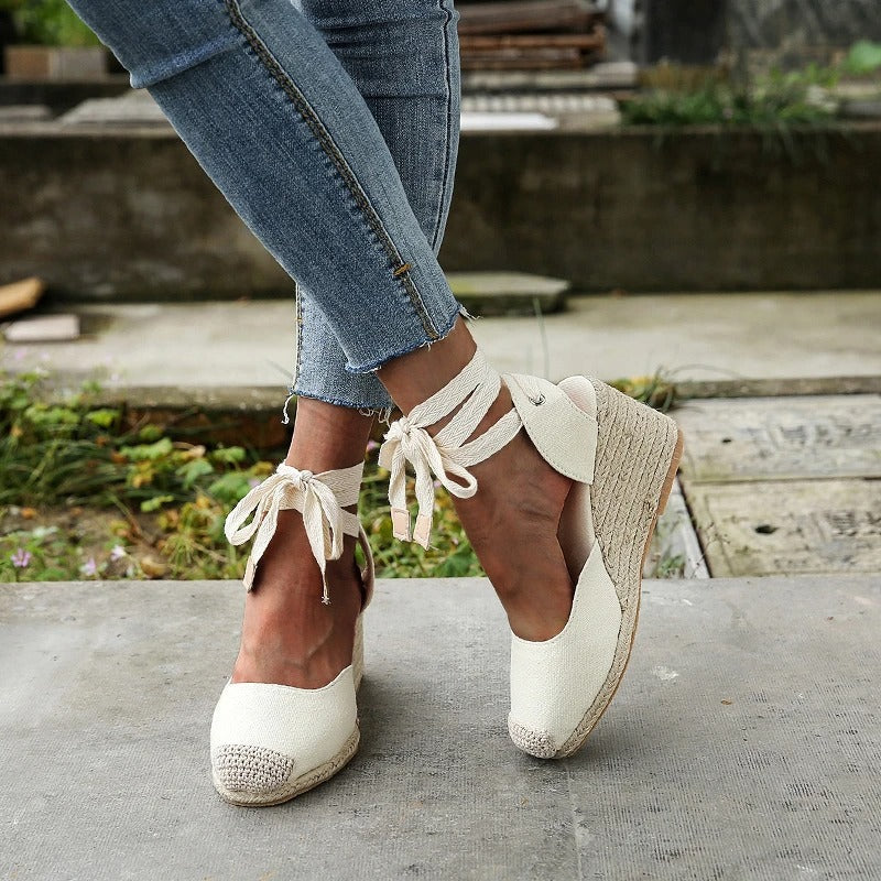 Levoire | Chaussures À Talons Avec Détails En Lacet Blanc