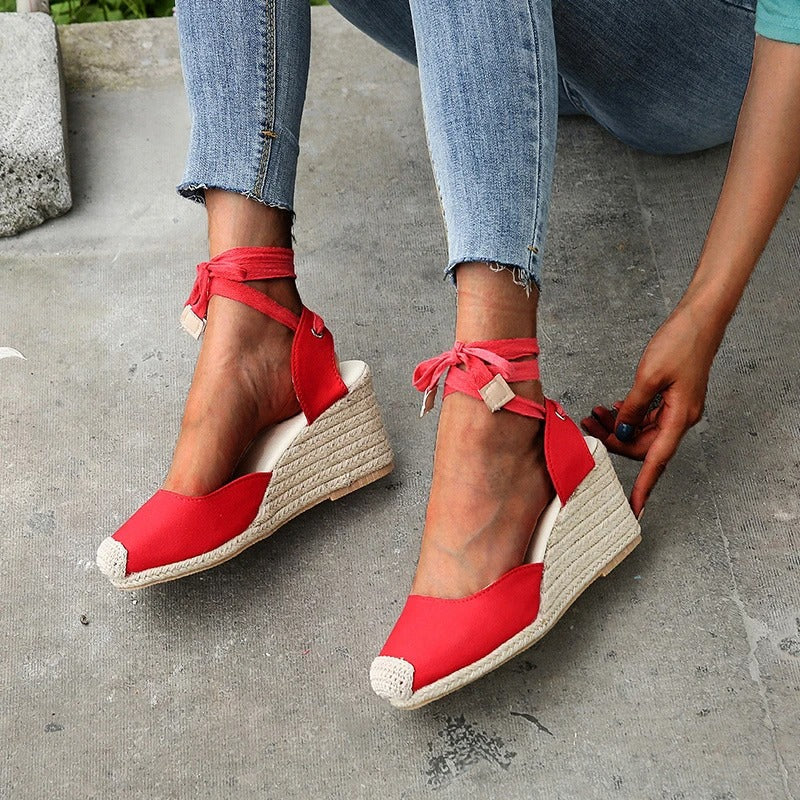 Levoire | Chaussures À Talons Avec Détails En Lacet Rot
