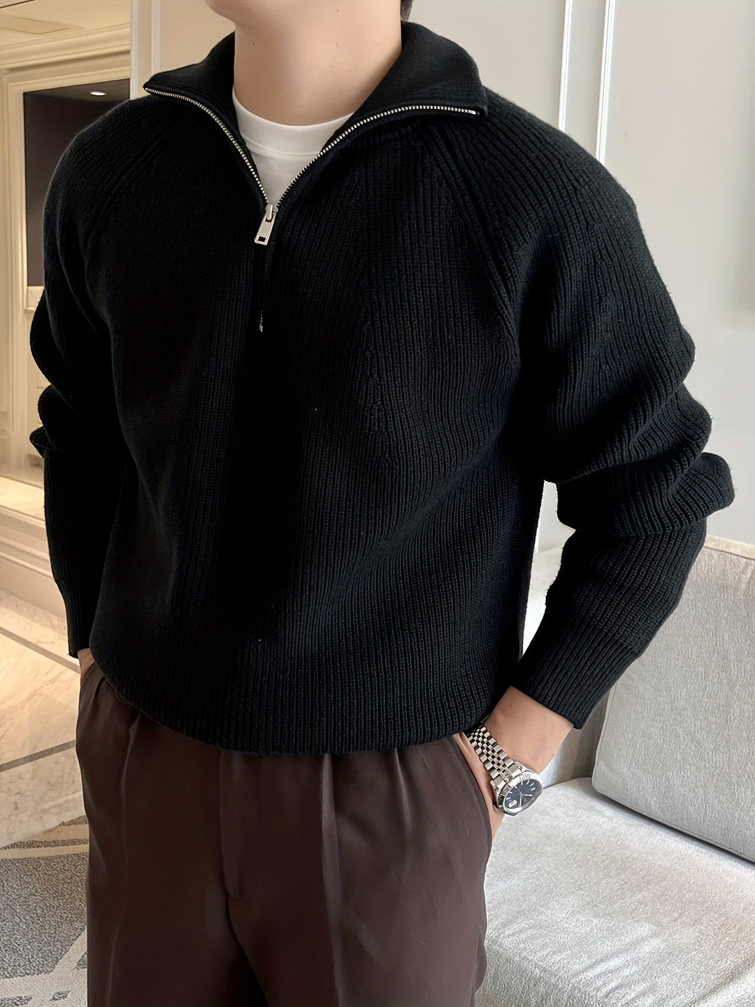 Levoire | Pull Homme À Silhouette Épurée Noir